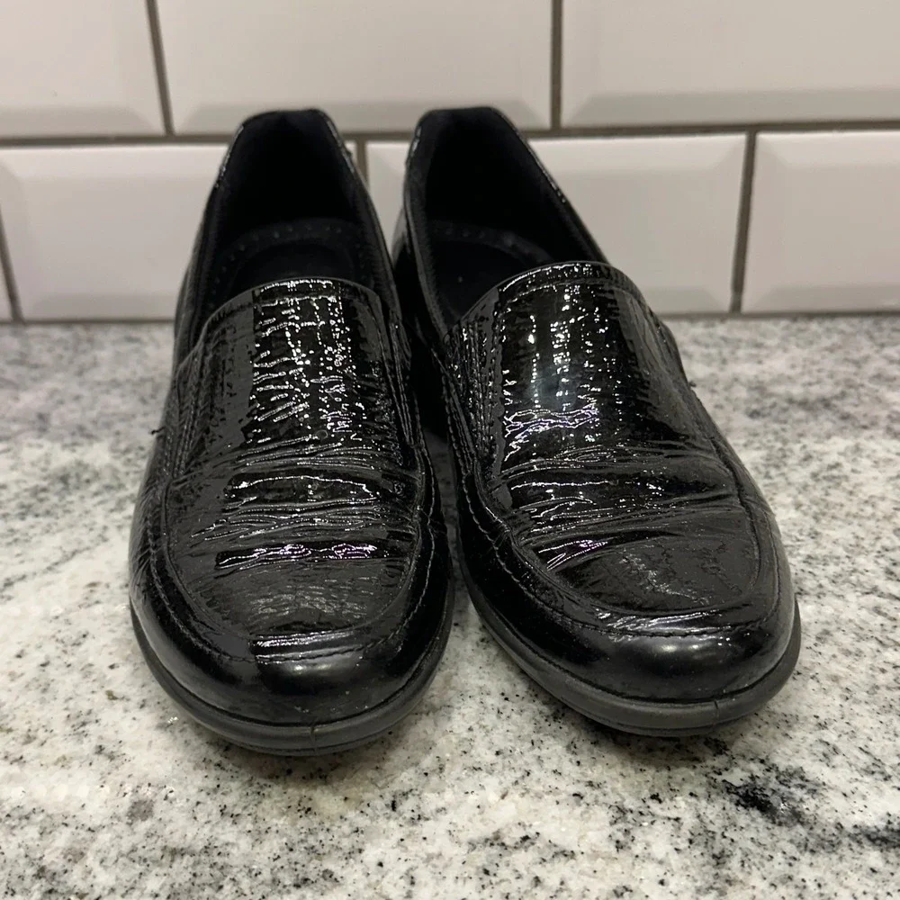 ECCO Women 36 Patent Leather Slip On Wedge Loafer Black Shock Point Professional